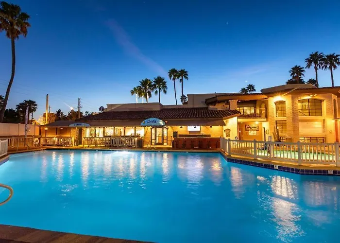 Perfect Friends Escape In Old Town With Pool Access And Roof Deck! Villa Scottsdale