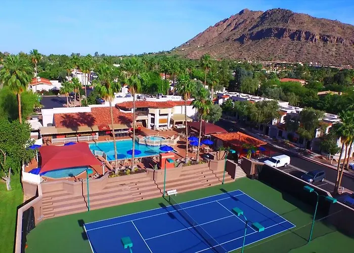 Perfect Friends Escape In Old Town With Pool Access And Roof Deck! Villa