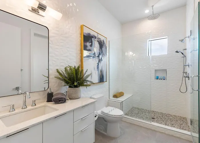 Perfect Friends Escape In Old Town With Pool Access And Roof Deck! Villa Scottsdale
